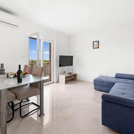 Apartamento 1 Bedroom Beautiful In